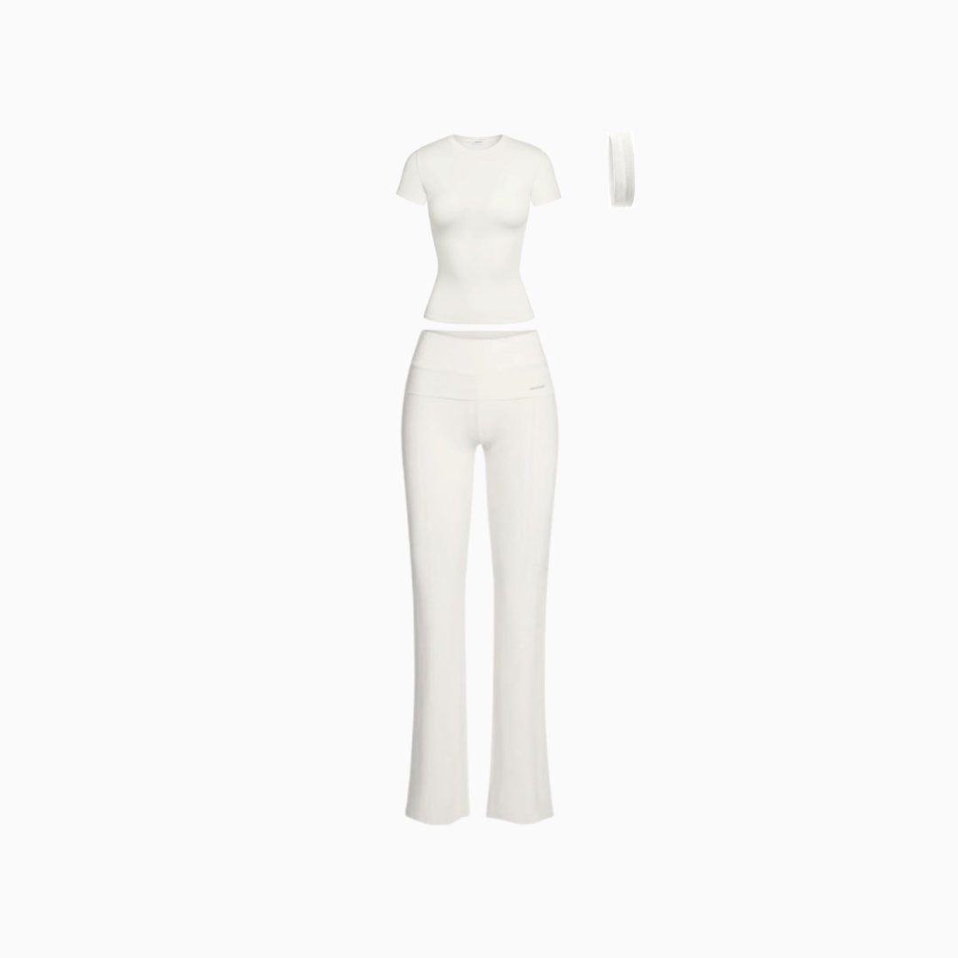 EFFORTLESS COLLECTION