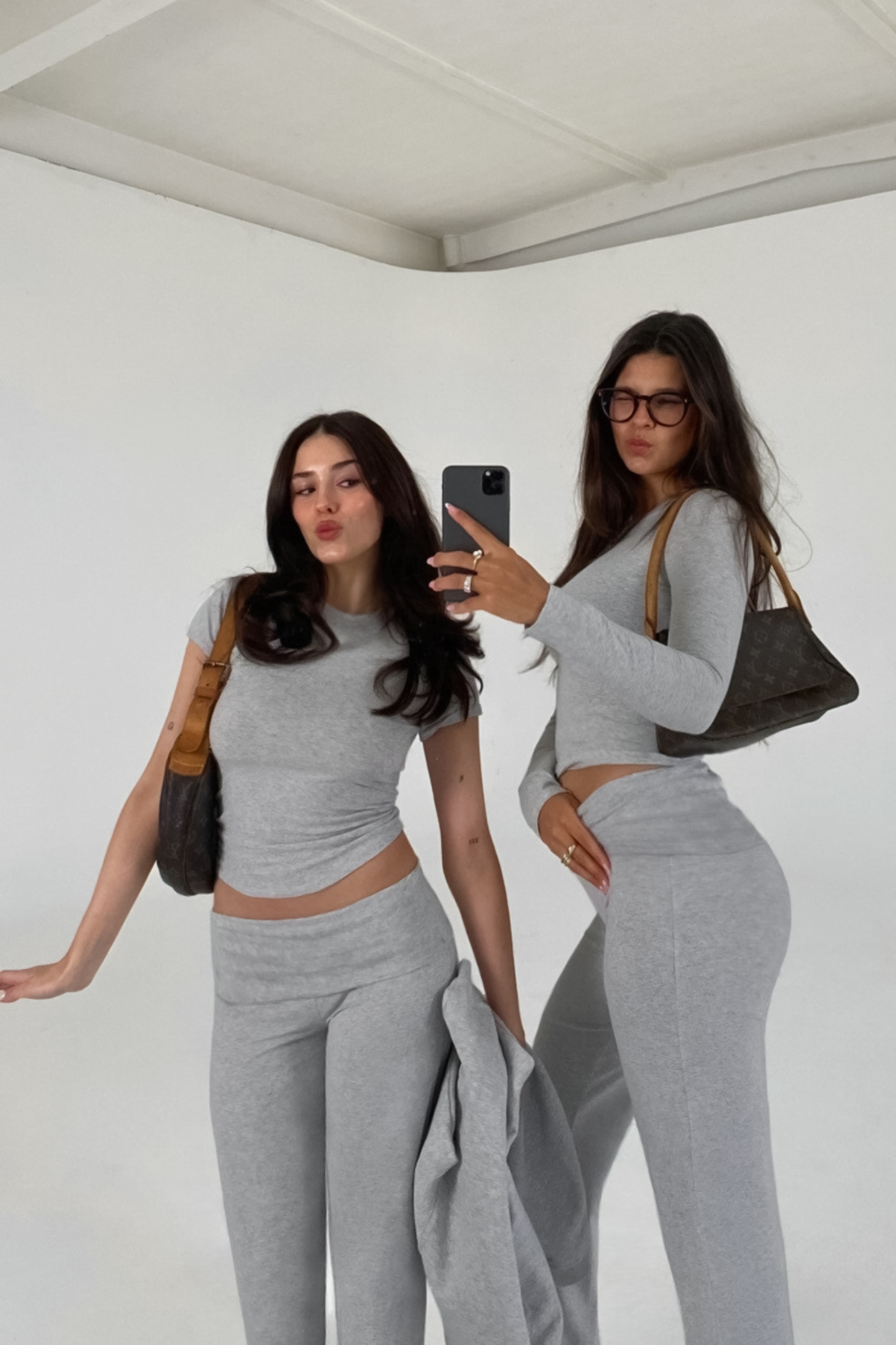 EFFORTLESS SET (short sleeve) GREY