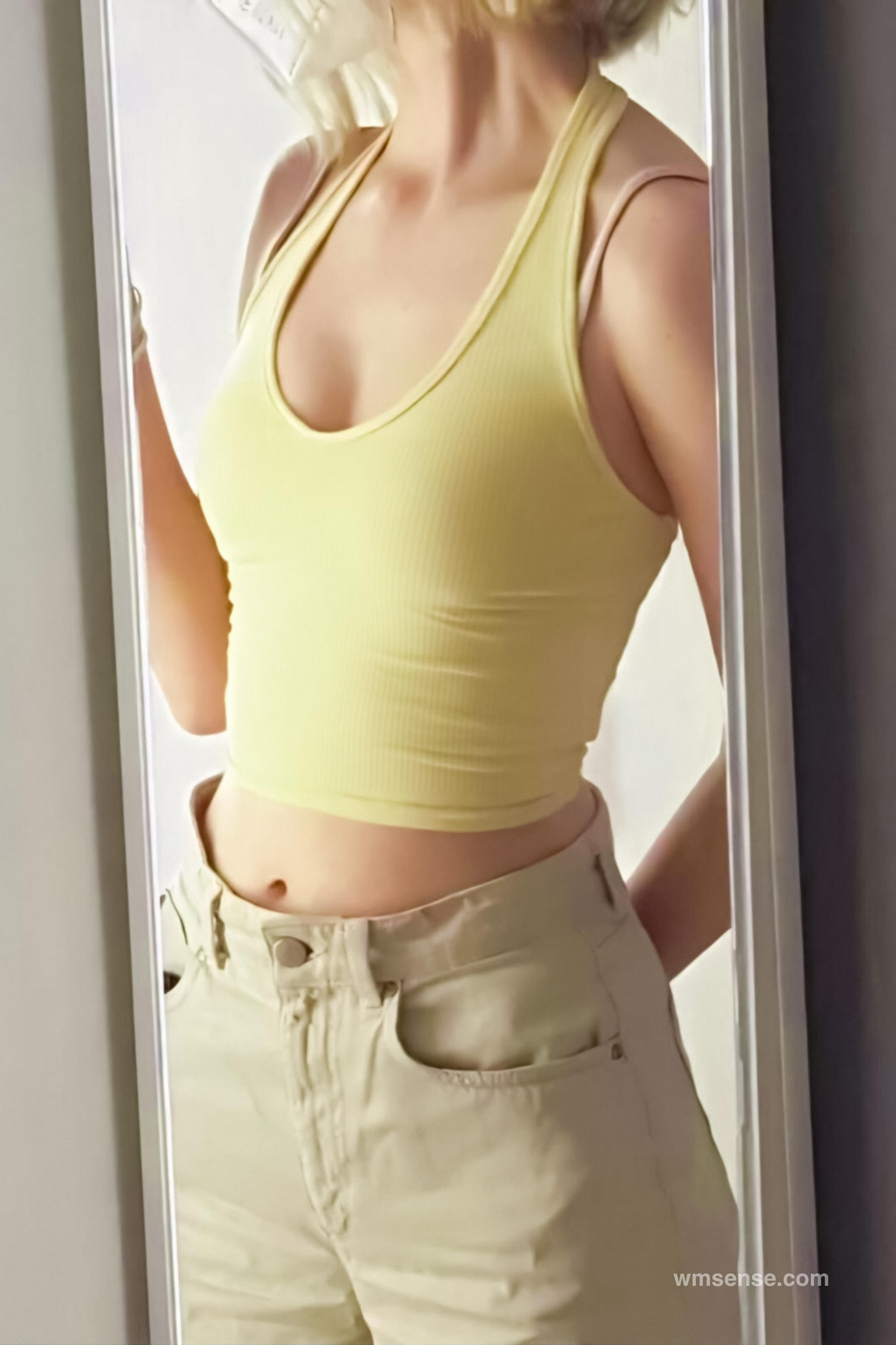 ALBA HALTER TOP LEMON