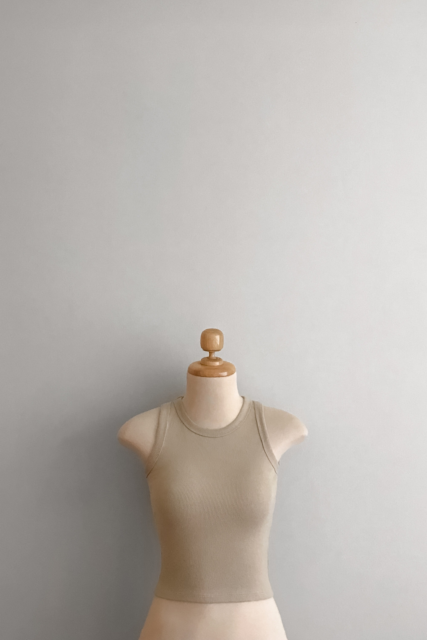TOP OM BEIGE